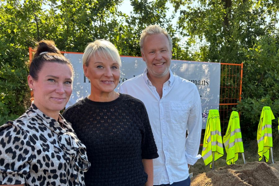 Anna Tenje tillsammans med Camilla Henneryd och Marcus F&auml;ldt fr&aring;n Attendo