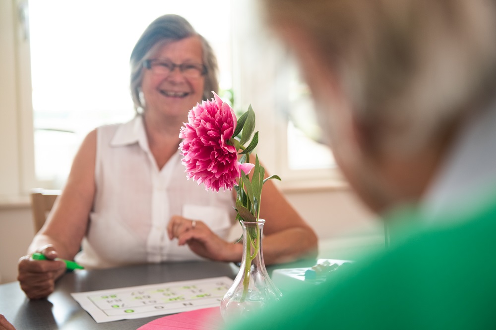 Bingo på äldreboendet